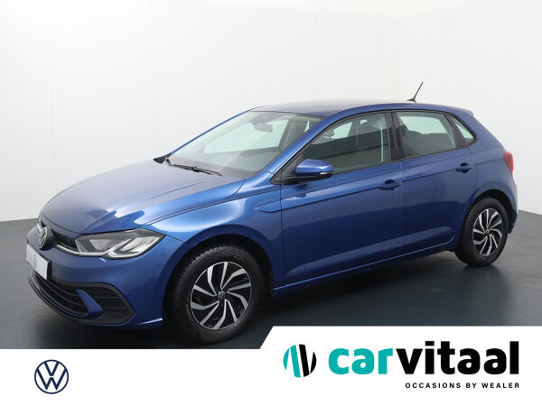 Volkswagen Polo 1.0 TSI Life | 95 PK | Parkeersensoren voor en achter | Navigatiesysteem | Apple CarPlay / Android Auto |