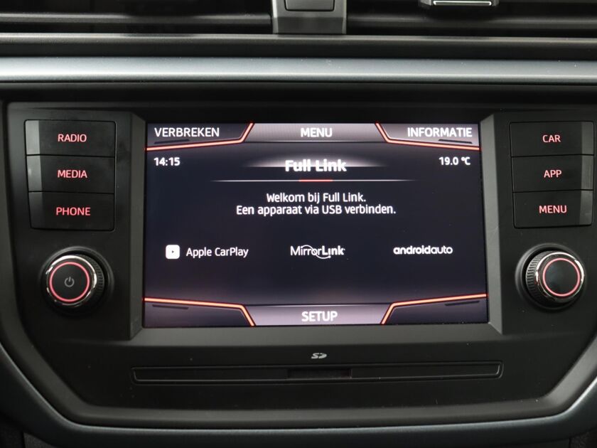 SEAT Arona 1.0 TSI Style | 95 PK | Apple CarPlay / Android Auto | Cruise control | Navigatie |