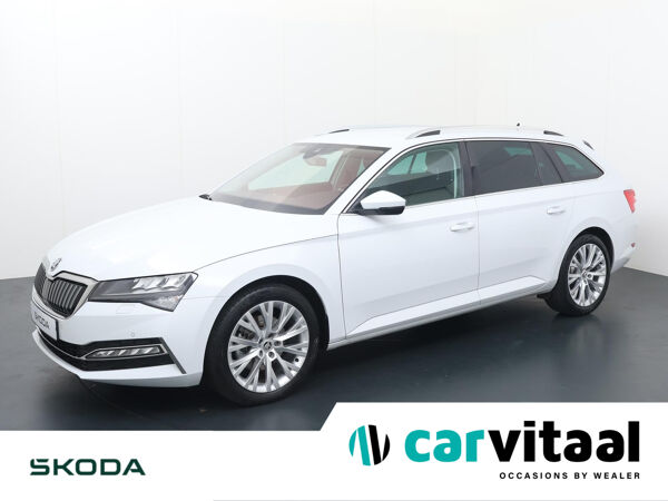 Škoda Superb Combi 1.4 TSI iV Business Edition Plus | 218 PK | Lichtmetalen velgen 18"| El. achterklep | Canton Soundsystem |