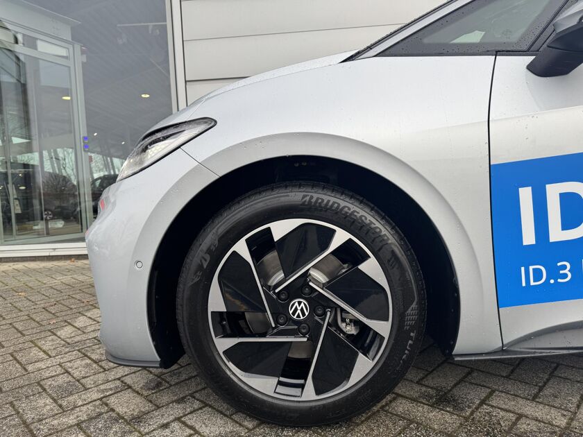 Volkswagen ID.3 Pro Business 59 kWh accu, 150 kW / 204 pk Hatchbac k Elektrische aandrijving