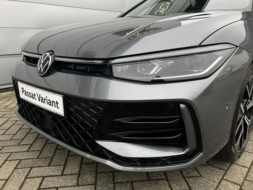 Volkswagen Passat Variant R-Line-Edition 1.5 eHybrid 150 kW / 204 pk Variant 6 versn. DSG | Assistance plus pakket | Trekhaak wegklapbaar | Harman Kardon |