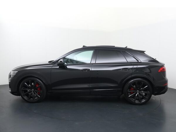 Audi Q8 60 TFSI e quattro | 490 PK |  S-Line | Lederen bekleding Volcano met ruit | Panoramadak | Head -Up display | Assistentiepakket plus | Trekhaak |