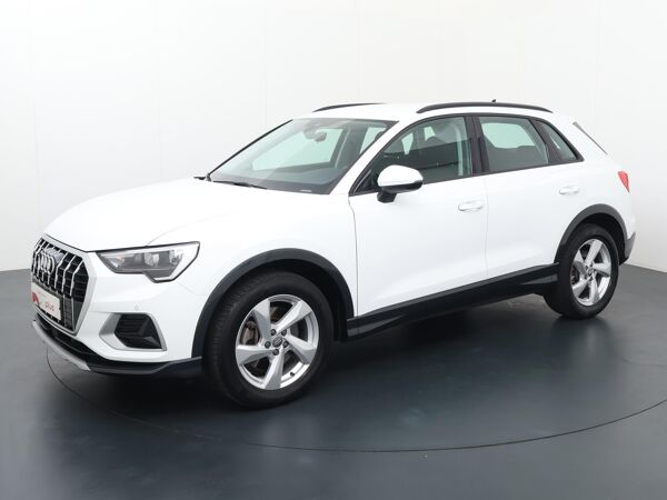 Audi Q3 40 TFSI quattro Advanced | 190 PK | Automaat | Trekhaak| El. achterklep | Achteruitrijcamera |