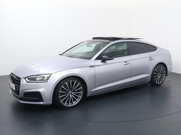 Audi A5 Sportback 35 TFSI Sport S-line black edition | 150 PK | Automaat | Trekhaak | Panoramadak | Navigatiesysteem  MMI plus |