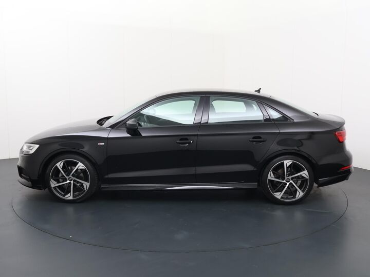 Audi A3 Limousine 35 TFSI CoD Advance Sport | 150 PK | Automaat | S-Line exterieur en interieur  | Virtual Cockpit | Lichtmetalen velgen 18"|