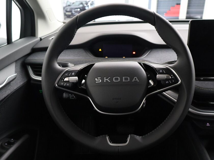 Škoda Elroq 60 Business Edition 204 PK | 20" lichtmetalen velgen | Trekhaak | Side assist | Apple Carplay & Android Auto | Adaptive cruise control |