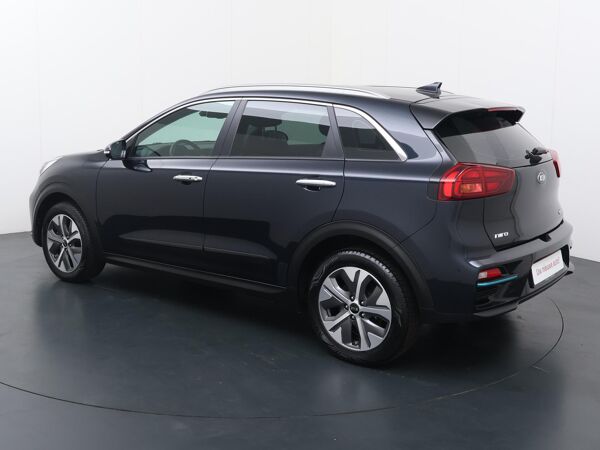 Kia e-Niro DynamicLine 39 kWh | 136 PK | Adaptive cruise control | Achteruitrijcamera | Climate control |