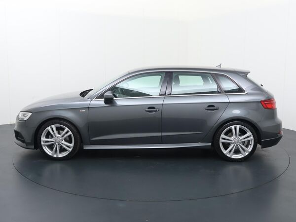 Audi A3 Sportback 1.4 TFSI CoD Sport Pro Line S | 150 PK | Automaat | Parkeersensoren | Cruisecontrol | Navigatie