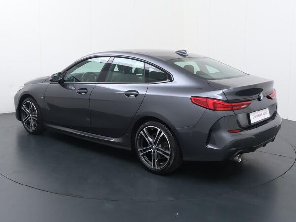 BMW 2-serie Gran Coupé 218i High Executive | 136 PK | M Sport pakket | Lederen bekleding | Cockpit plus | Verwarmde voorstoelen |