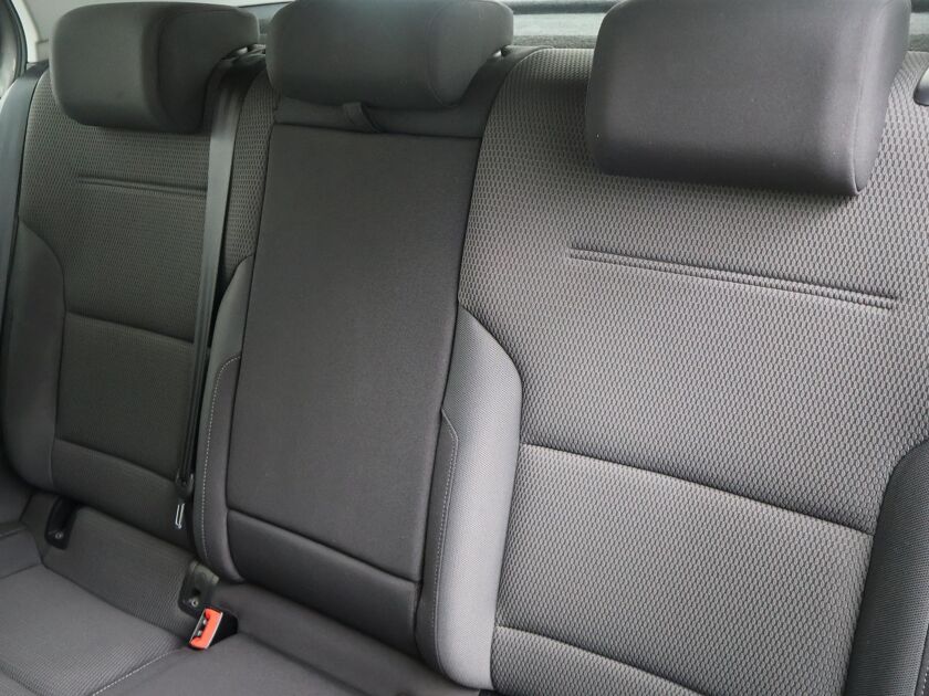Volkswagen Golf 1.2 TSI Comfortline  | Automaat | Trekhaak | Cruise control | Navigatie | PDC | Autohold | Automatische verlichting | LM 16"|