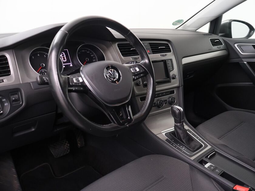 Volkswagen Golf 1.2 TSI Comfortline  | Automaat | Trekhaak | Cruise control | Navigatie | PDC | Autohold | Automatische verlichting | LM 16"|