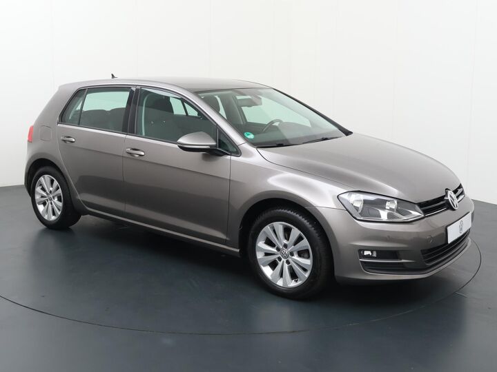 Volkswagen Golf 1.2 TSI Comfortline  | Automaat | Trekhaak | Cruise control | Navigatie | PDC | Autohold | Automatische verlichting | LM 16"|