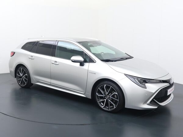 Toyota Corolla Touring Sports 2.0 Hybrid Executive JBL | 152 PK | Automaat | Headup-display | Drive mode / EV-Mode | Multifunctioneel stuurwiel | Flippers | Automatische verlichting | Cruise control | Spraakbediening | Automatische achterklep | Parkassist | Deurvergrendeling | Inklapbare spiegels | Stoelverwarming | Climate | Dab+ | Bluetooth | Navigatie | Achteruitrijcamera | Lm18'' |