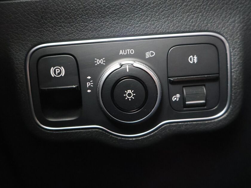 Mercedes-Benz B-klasse 220 Launch Edition Premium
