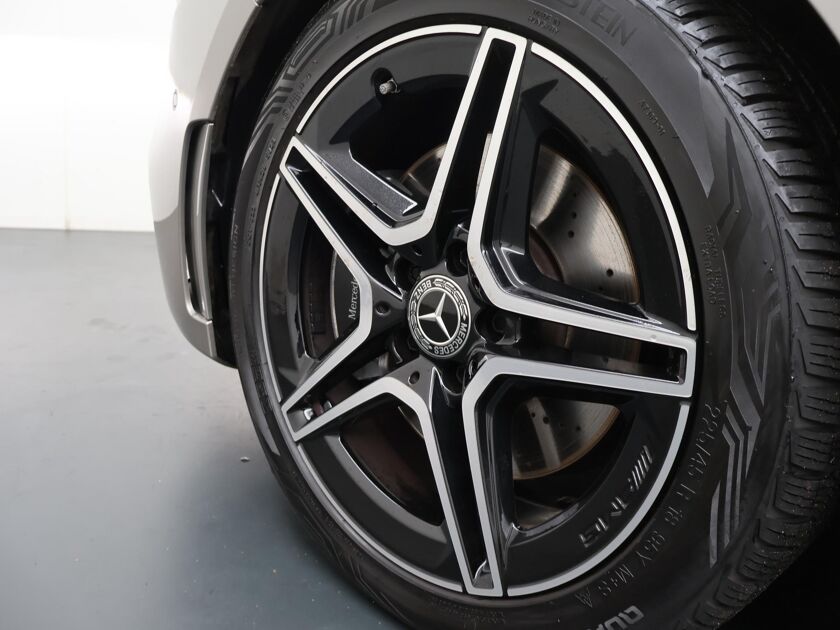 Mercedes-Benz B-klasse 220 Launch Edition Premium