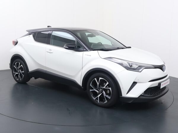 Toyota C-HR 1.8 Hybrid Style Ultimate | 122 PK | Automaat | Multifunctioneel stuurwiel | Cruise control | Automatische verlichting | Spraakbediening | inklapbare spiegels | Deurvergrendeling | Stoel/Stuurverwarming | Climate | Dab+ | Bluetooth | Navigatie | Achteruitrijcamera | Lm18'' |
