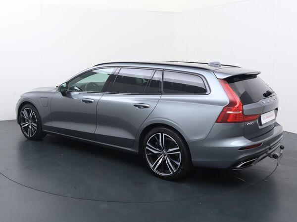Volvo V60 2.0 T6 Recharge AWD R-Design | 340 PK | SoH 84% | Automaat | Navigatiesysteem | LED verlichting | Lederen sportstoelen | R-Design |