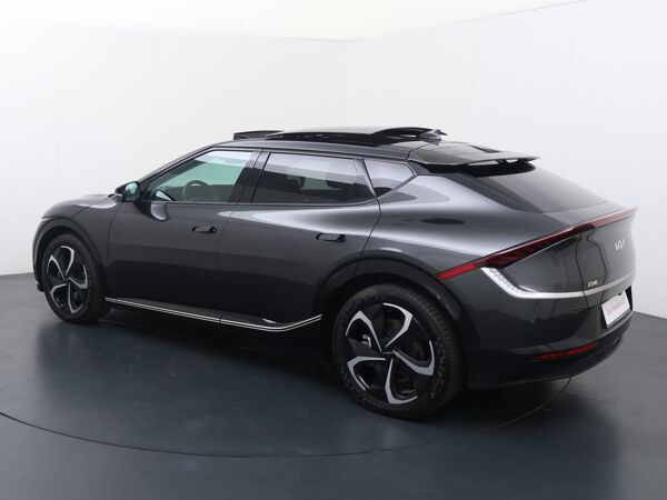 Kia EV6 Plus Advanced 77.4 kWh | SoH 100% | Panorama dak | Digitale cockpit | Automaat | Multifunctioneel stuurwiel | Cruise control | Laneassist | Flippers | Spraakbediening | Drivemode | Bluetooth | Navigatie | Apple Carplay - Androidauto | Dab+ | Kinderslot | Automatische achterklep | Inklapbare spiegels | Automatische verlichting | Climate | Stoel verwarming/Ventilatie | Stuurverwarming | Achteruitrijcamera | Autohold | Memoryseat | Meridian surround sound | Lm20'' |