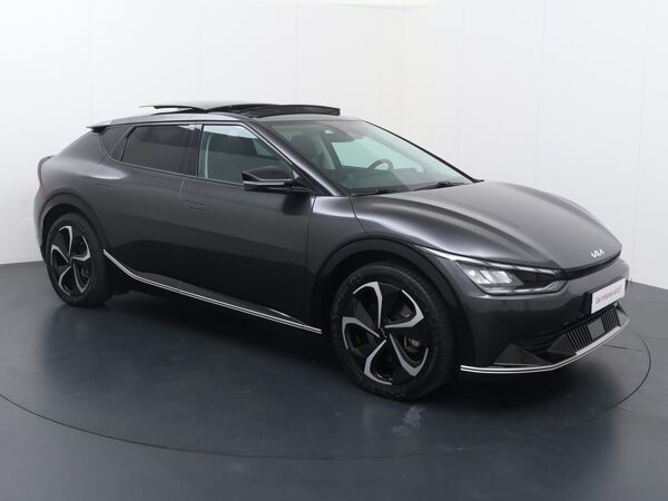 Kia EV6 Plus Advanced 77.4 kWh | SoH 100% | Panorama dak | Digitale cockpit | Automaat | Multifunctioneel stuurwiel | Cruise control | Laneassist | Flippers | Spraakbediening | Drivemode | Bluetooth | Navigatie | Apple Carplay - Androidauto | Dab+ | Kinderslot | Automatische achterklep | Inklapbare spiegels | Automatische verlichting | Climate | Stoel verwarming/Ventilatie | Stuurverwarming | Achteruitrijcamera | Autohold | Memoryseat | Meridian surround sound | Lm20'' |