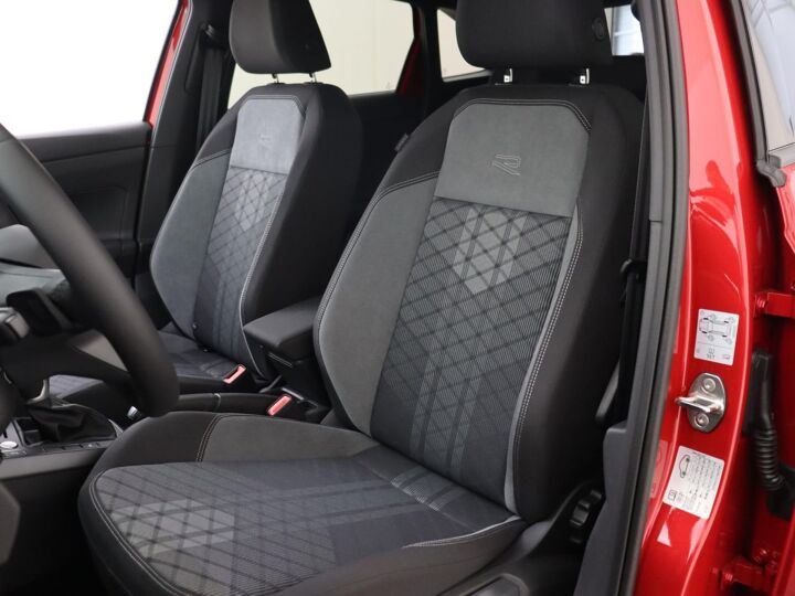 Volkswagen Taigo R-Line Business + 1.0 81 kW / 110 pk TSI CUV 7 ver sn. DSG