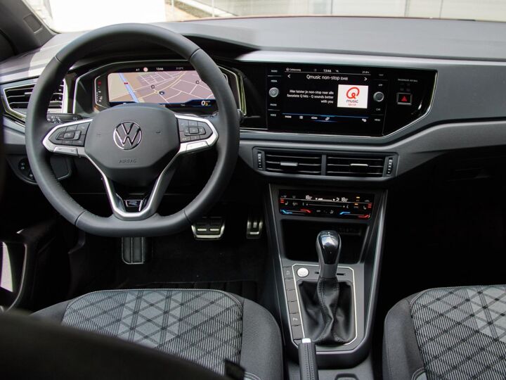 Volkswagen Taigo R-Line Business + 1.0 81 kW / 110 pk TSI CUV 7 ver sn. DSG