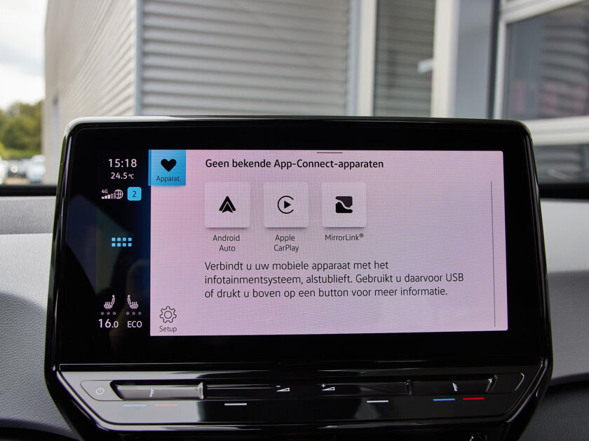 Volkswagen ID.3 First Plus 58 kWh | 8% bijtelling | Navigatie | Camera | LED | DAB
