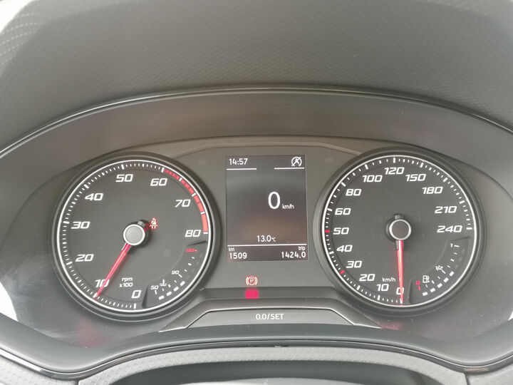 SEAT Ibiza 1.0 MPI Reference 80pk 5 versn. handgeschakeld